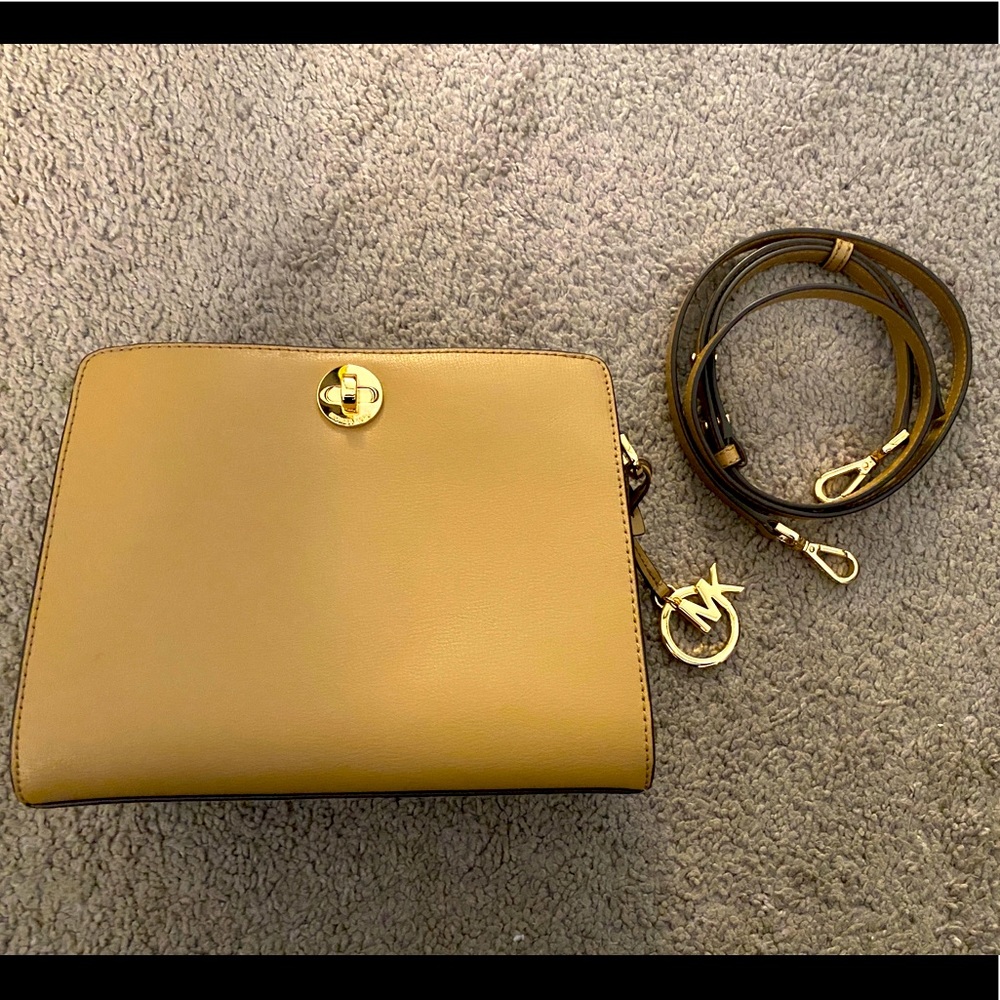 MK shoulder / cross body bag